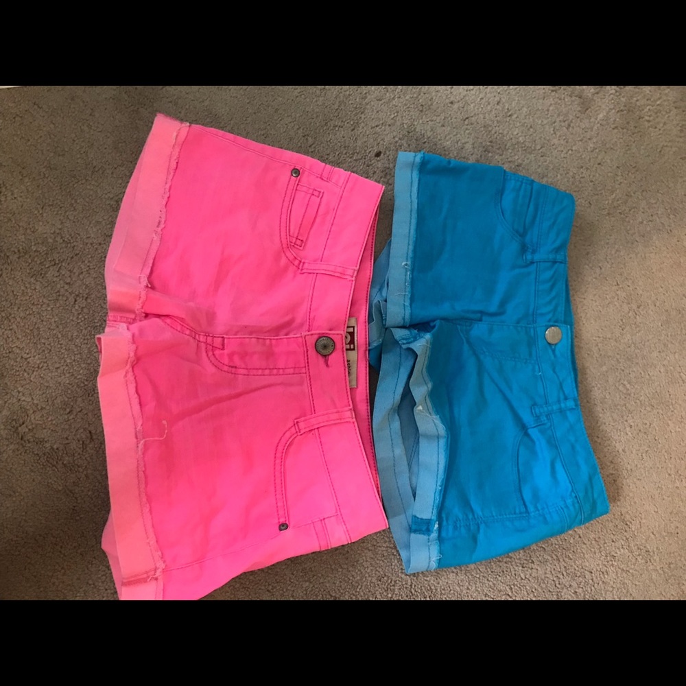 Neon shorts